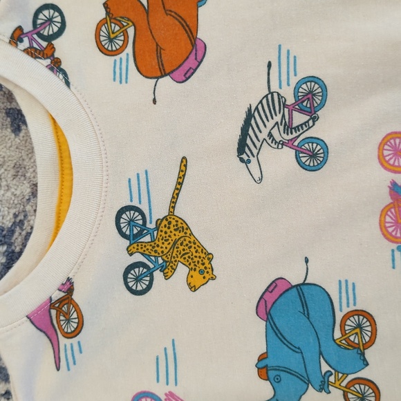 Animal Themed Longsleeve 🚲 - Picture 3 of 8